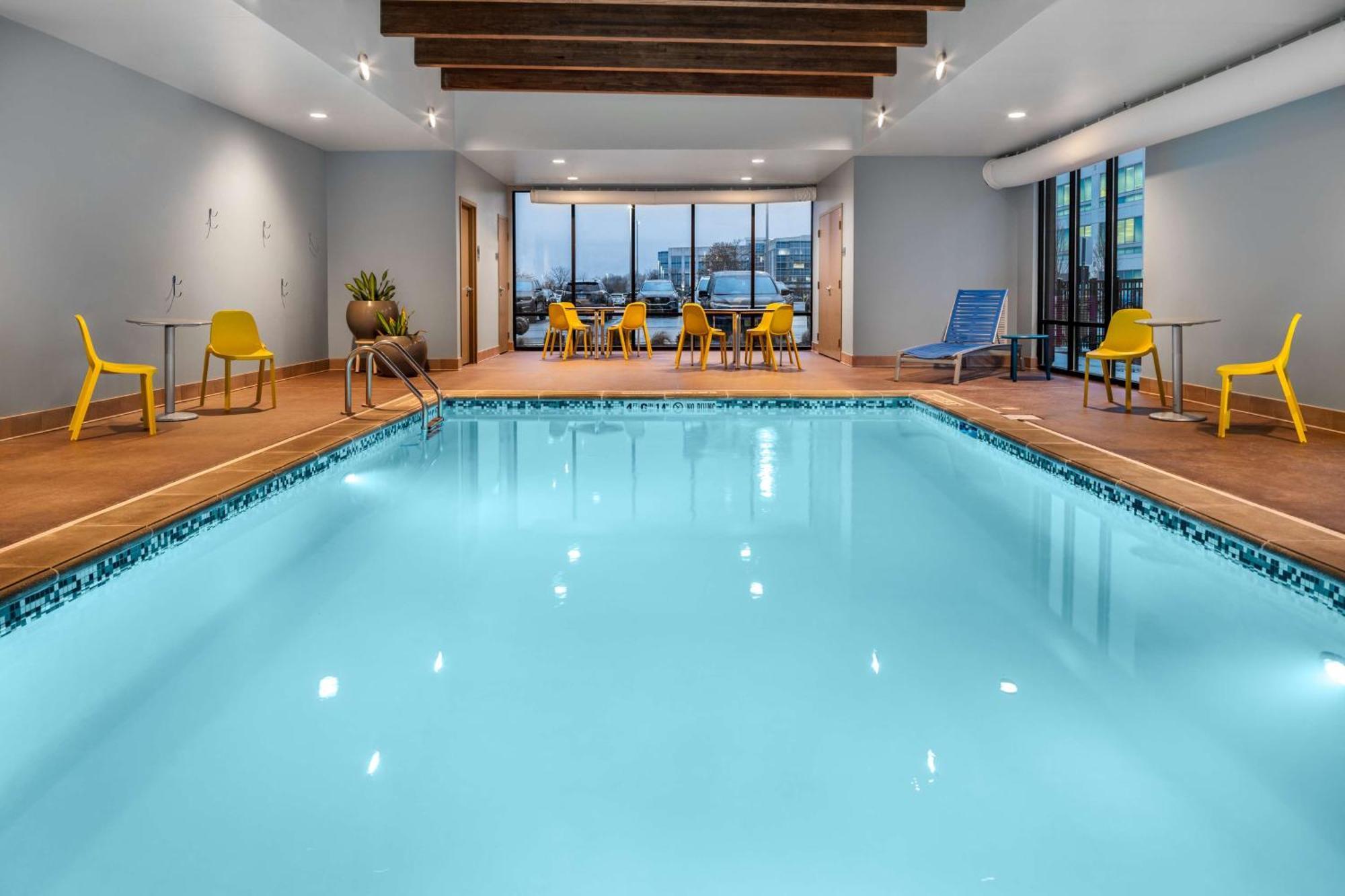 Home2 Suites By Hilton Indianapolis North At Intech Park Εξωτερικό φωτογραφία